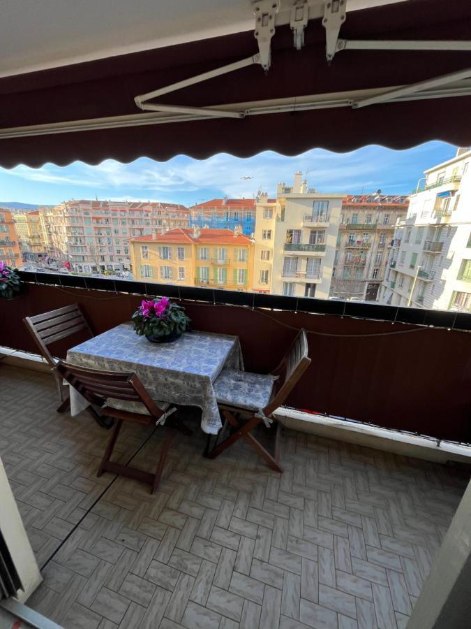 Chambre Privee Avec Terrasse Au Port De Niza Exterior foto