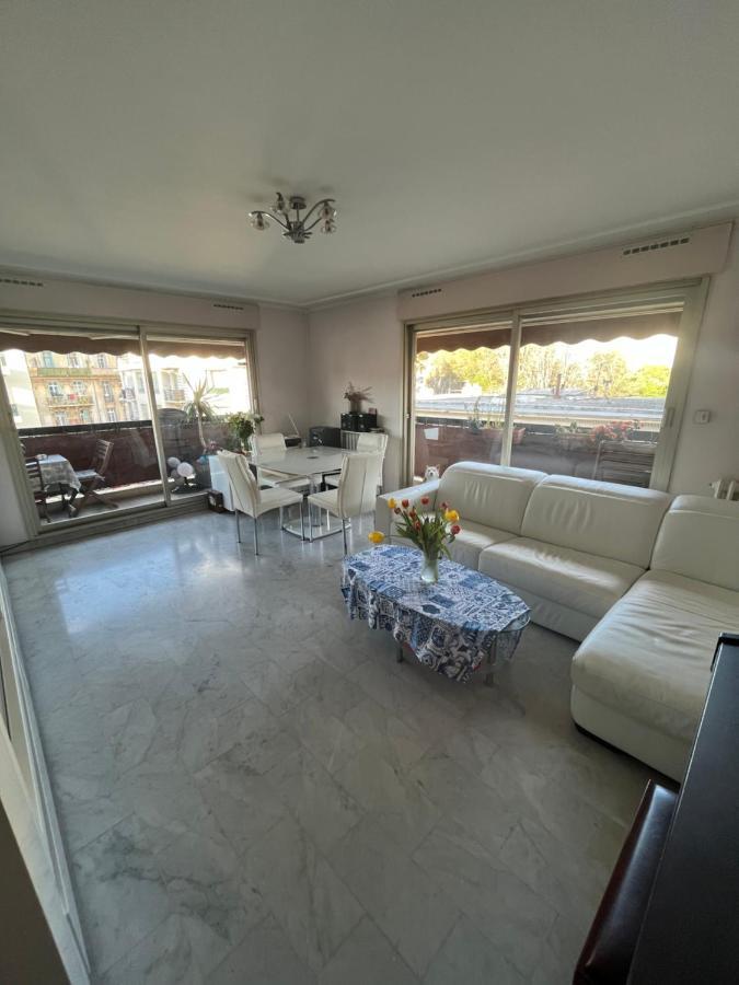 Chambre Privee Avec Terrasse Au Port De Niza Exterior foto